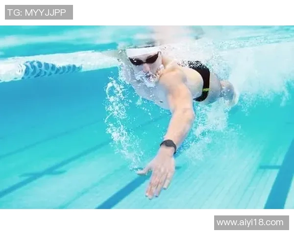 自由泳健身训练方法解析 提升体能与耐力的科学技巧和实用步骤 自由泳健身训练方法解析 提升体能与耐力的科学技巧和实用步骤