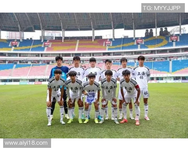 足球盛宴揭秘：深入分析上海足球队的比赛策略与经验分享